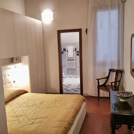 Appartement Pinti 12 *