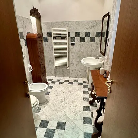 Apartment Pinti 12