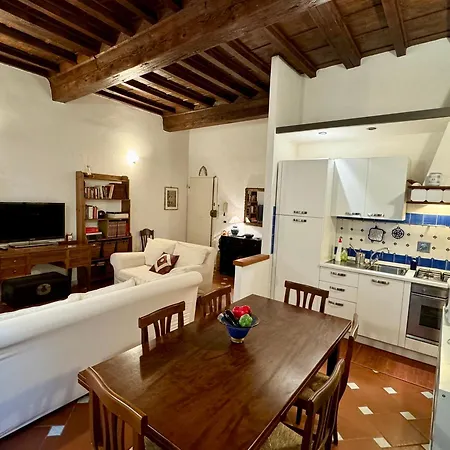 Pinti 12 Apartman